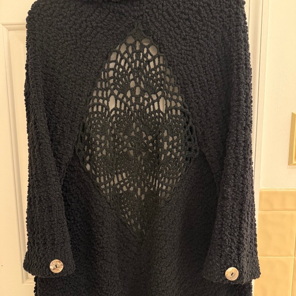 SALE...BCBGMaxAzria Unusual Chenille Sweater-Crochet Cut Out-Black -L - Picture 2 of 5